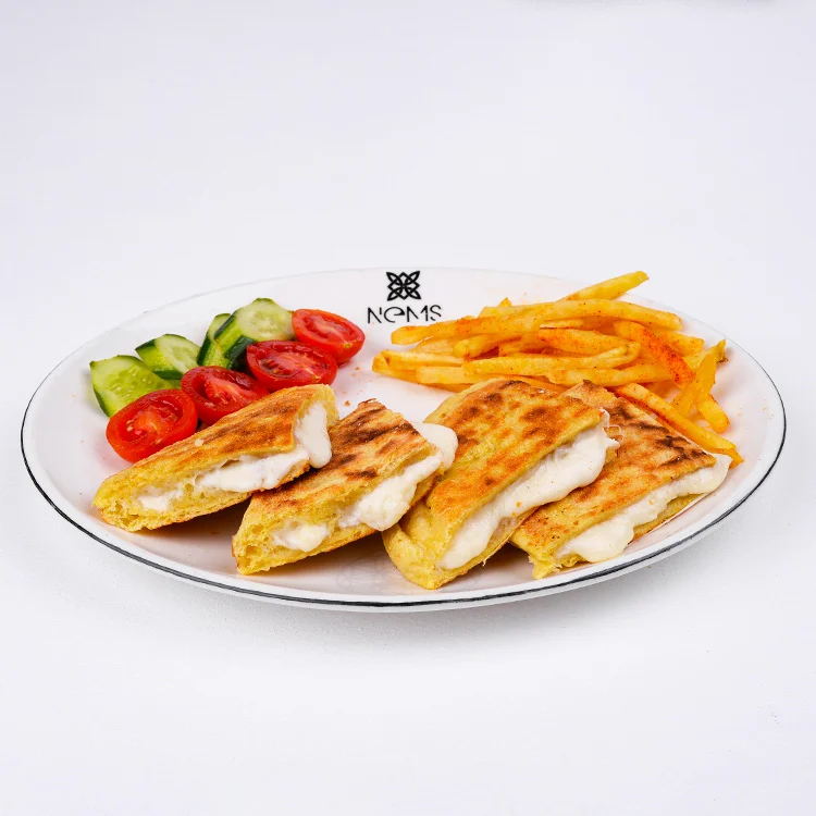 Bazlama Kaşarlı Tost